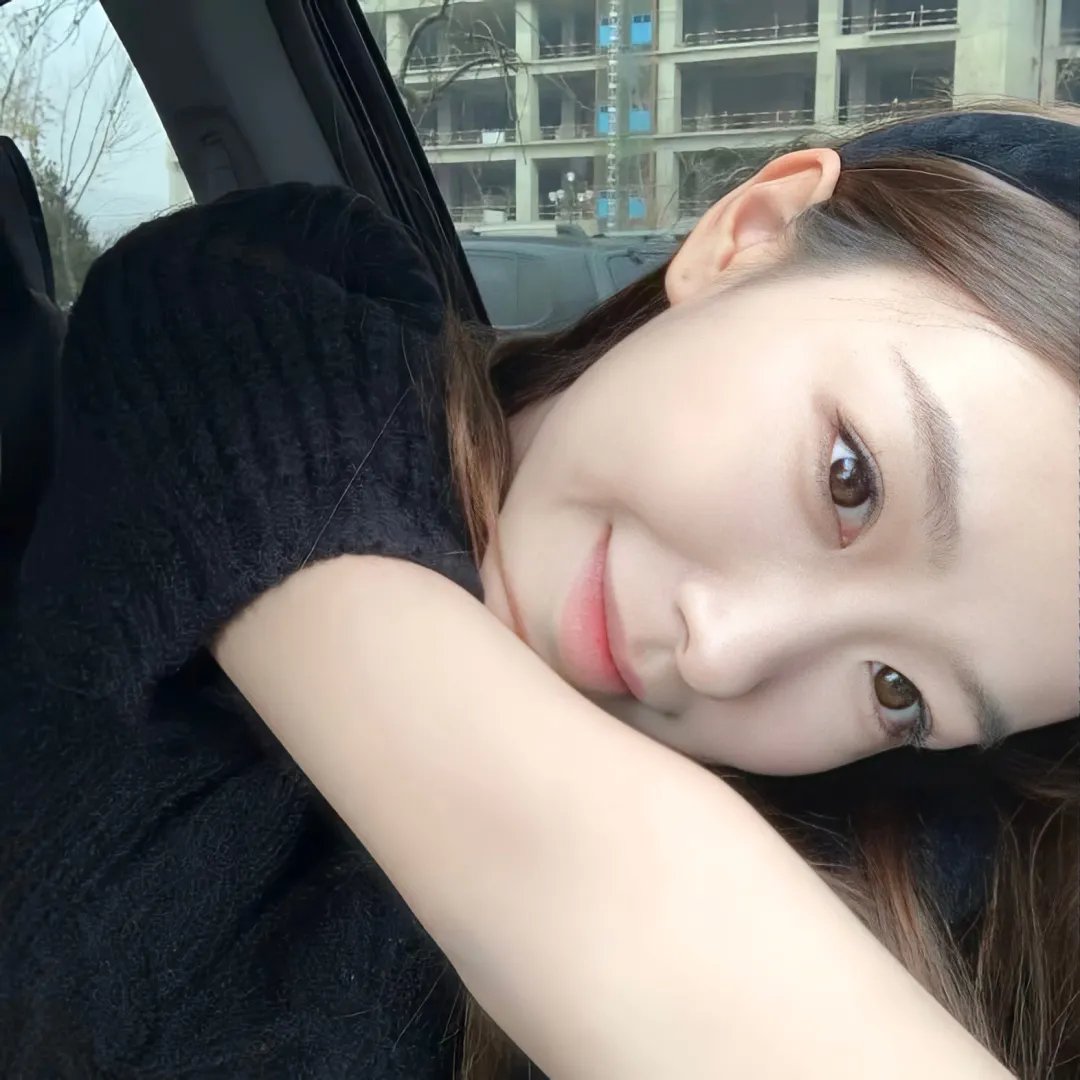 弹珠汽水瓶里的千岁同学